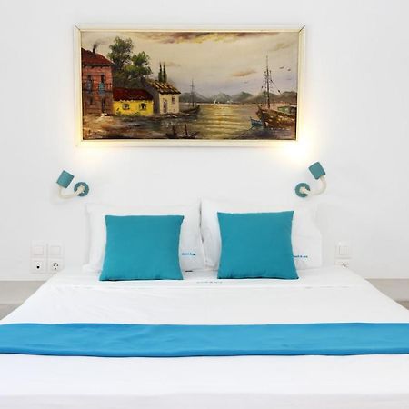Church And Cave - Santorini Private Residences Messaria  Exterior photo